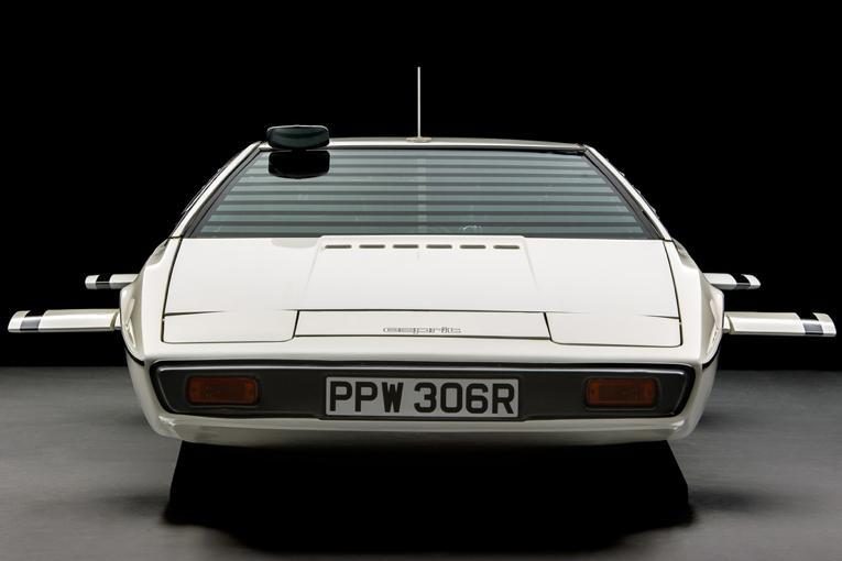 elon musk buys 007 submarine car lotus esprit bond car2
