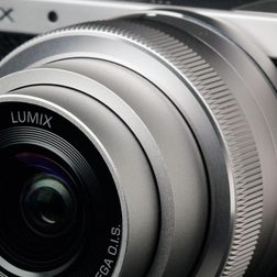 Lumix Panasonic GM lens detail