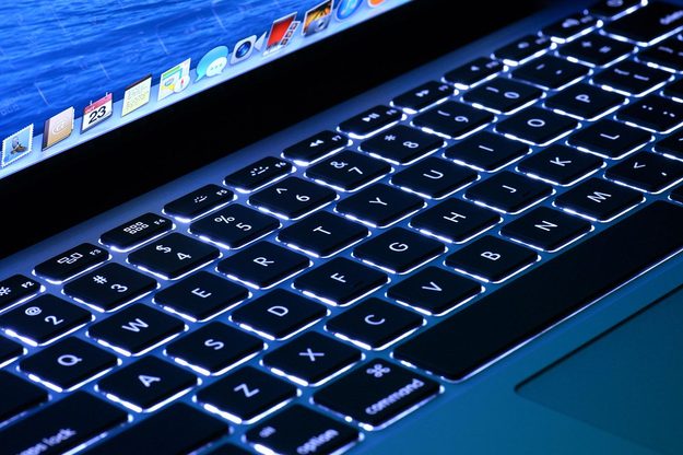MacBook-Pro-13-2013-keyboard-macro