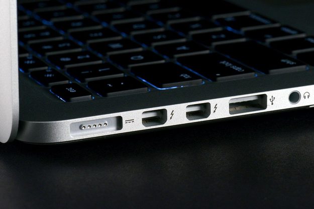 MacBook Pro 13 2013 left ports