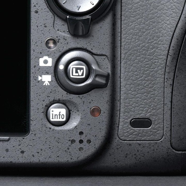 NIKON D610 bottom buttons