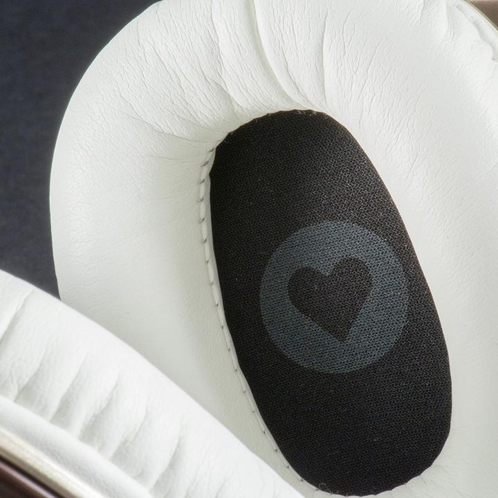 Polk-Buckle-polkheart