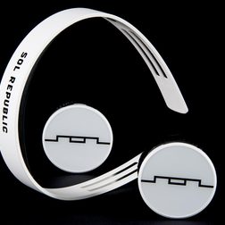 Sol-Republic-Tracks-Air-separated