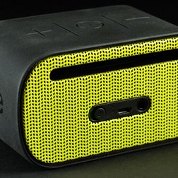 Ultimate Ears Mini Boom back angle