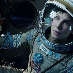 gravity movie review sandra bullock suit