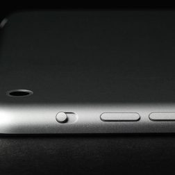 iPad mini with retina top left side
