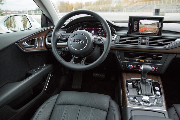 2014 Audi A7 TDI front interior