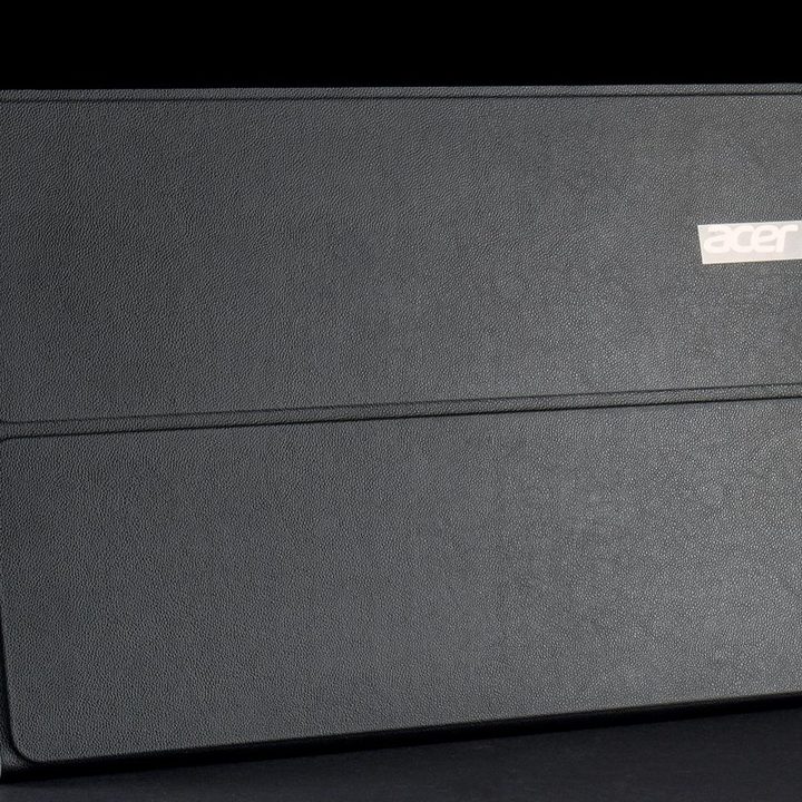 Acer Travelmate X TMX-M-6824 front case