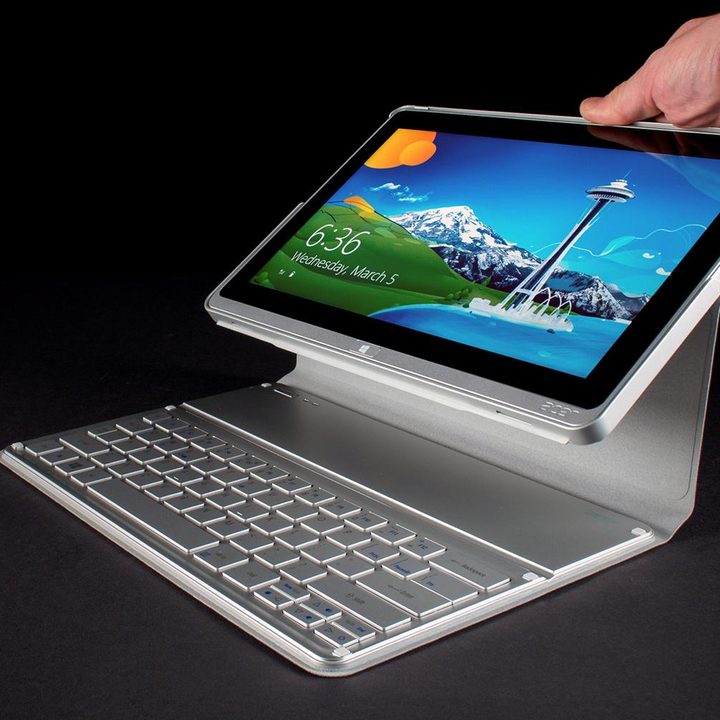 Acer Travelmate X TMX-M-6824 review folding