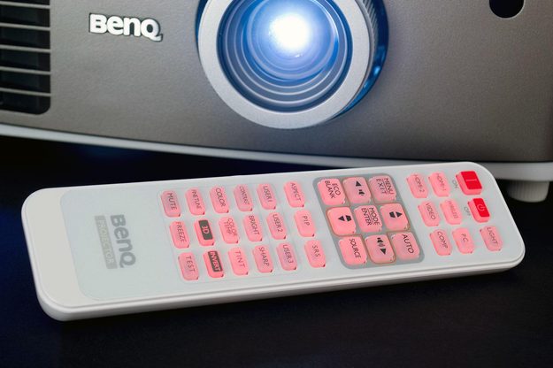 BenQ W1500 Projector remote 2