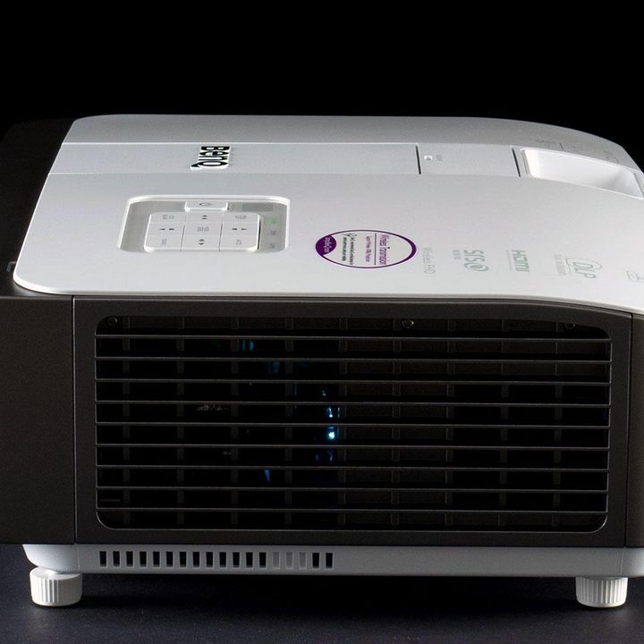 BenQ W1500 Projector side