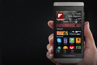 BlackBerry Porsche Design P9982 Hand