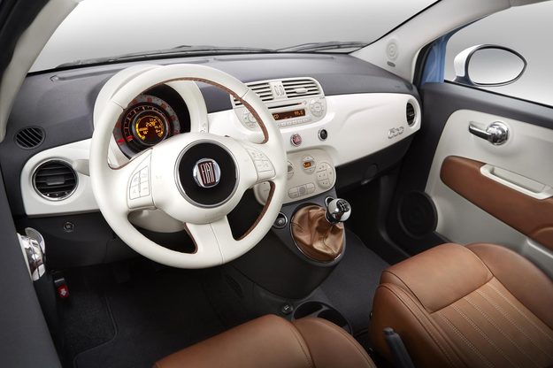 Fiat 500 Interior