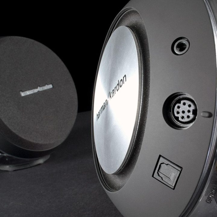 Harmon Kardon Nova angle