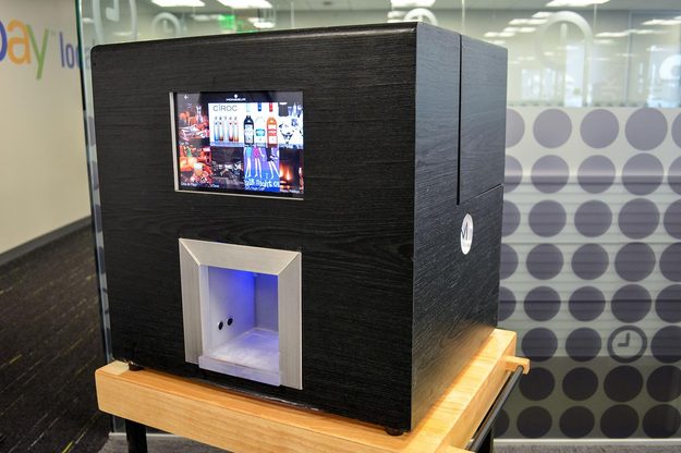 Monsieur robotic bartender