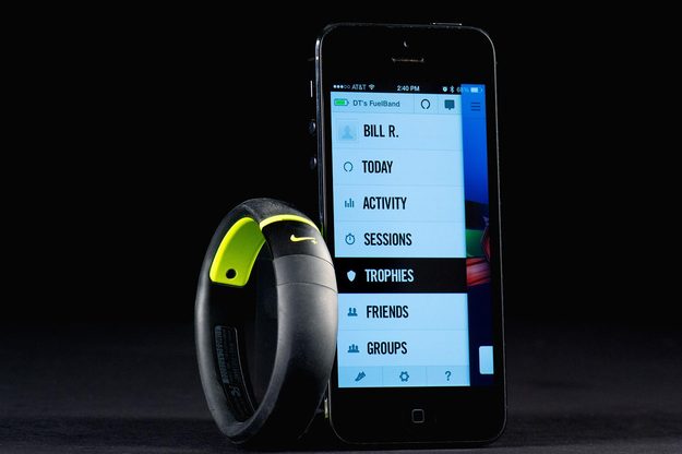 Nike Fuelband SE phoneapp2