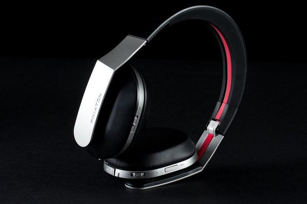 Phiaton Chord MS530 side angle