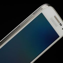 Samsung-Galaxy-S4-Mini-top-left-side-close-up