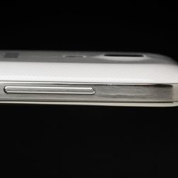 Samsung-Galaxy-S4-Mini-volume-button-macro