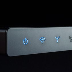 Samsung Shape M7 hubfront