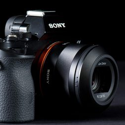 Sony Alpha 7R full