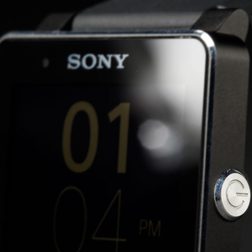 Sony SmartWatch 2 power button