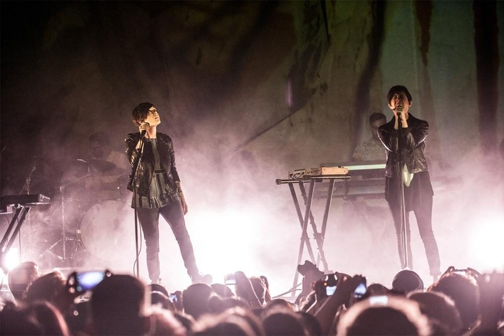 Tegan and Sara (Lindsey Byrnes)
