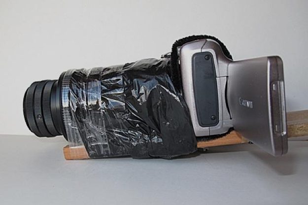Kljatov's camera system. MacGyver would be proud.