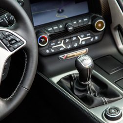 2014 Corvette Stingray Convertible gearstick