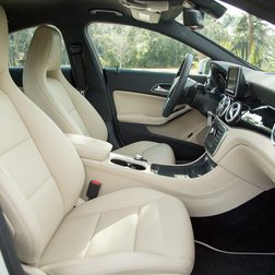 2014 Mercedes Benz CLA250 front interior side