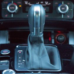 2014 Volkswagen Touareg TDI back gearstick