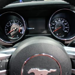 2015 Ford Mustang dash cluster
