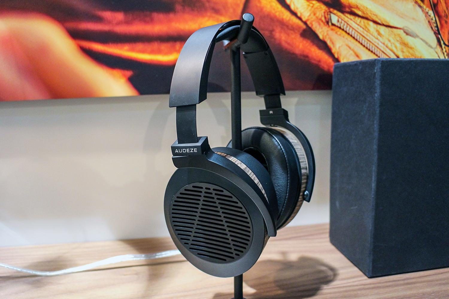 Audeze El 8