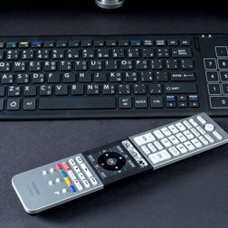 Toshiba L7300U keyboard and remote