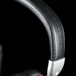 Turtle Beach i60 headphones review headband