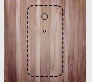 moto-x-wood-back