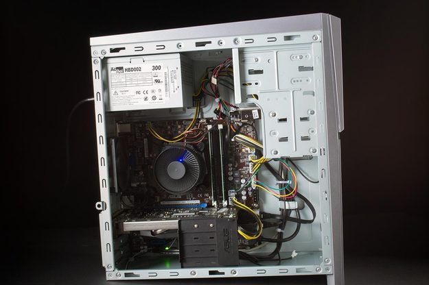 ASUS M70AD US003S review desktop components