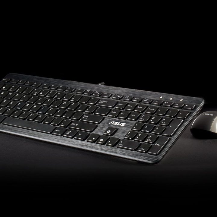 ASUS M70AD US003S review mouse keyboard