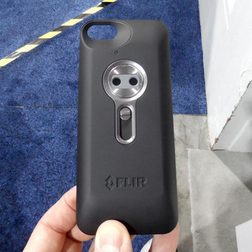 Flir One back 2