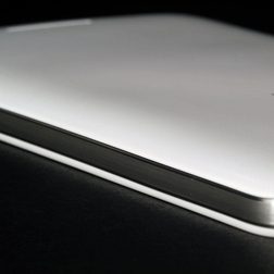 Huawei Ascend Mate 2 top back angle