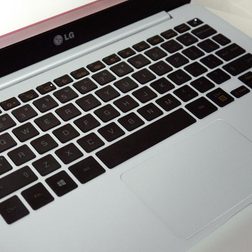 LG Ultra PC keyboard angle