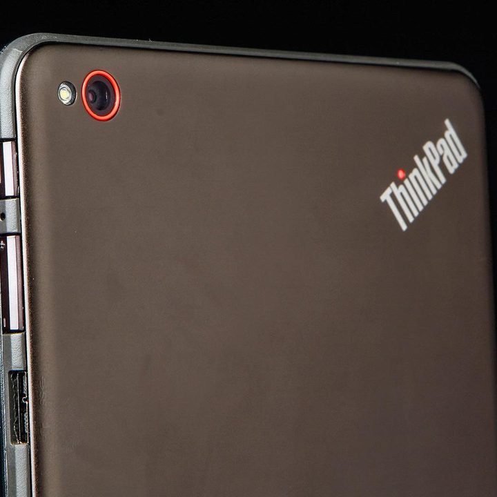 Lenovo ThinkPad 8 review tablet top macro 2