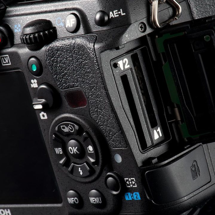 Pentax K3 card bay macro