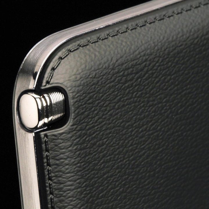 Samsung Galaxy 12.2 top corner