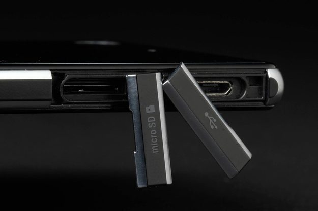Sony Xperia Z1S review ports open