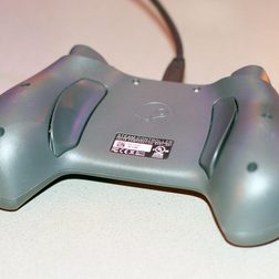 Valve Steam Machine Controller hands on back