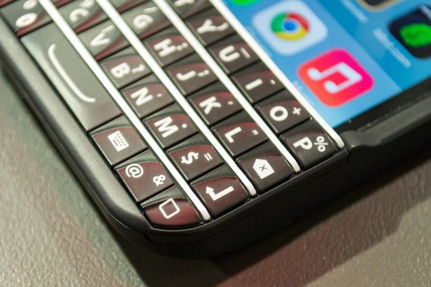 Typo iPhone 5 case review keyboard macro