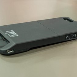 Typo iPhone 5 case review rear side