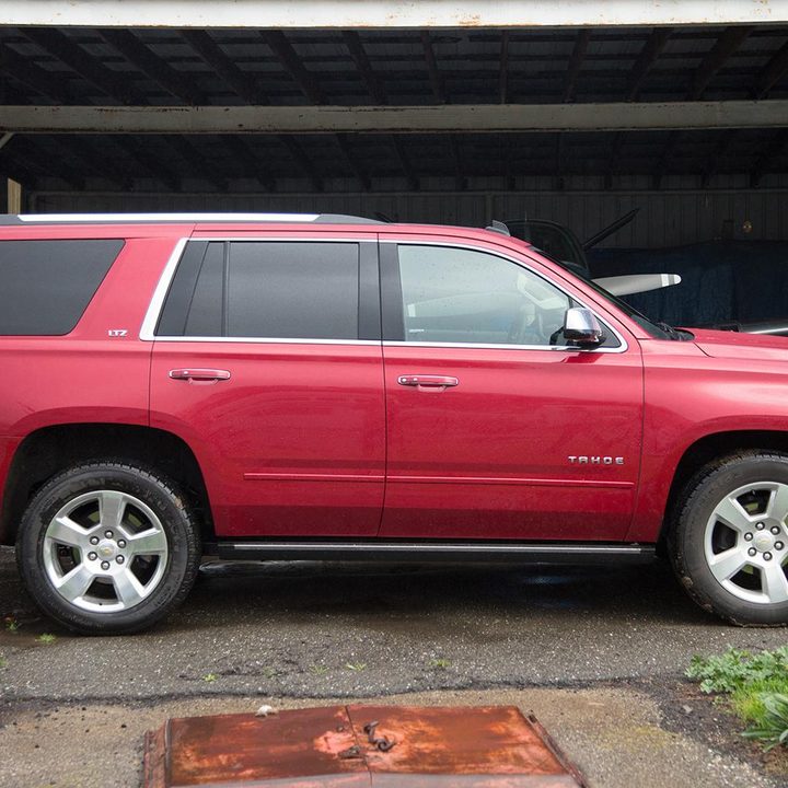 2015 Chevy Tahoe right