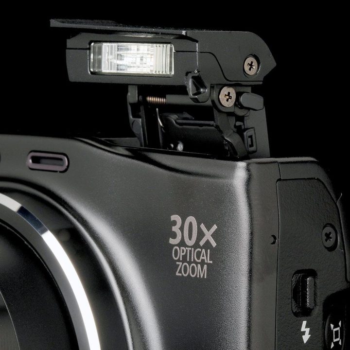 Canon PowerShot SX700 flash